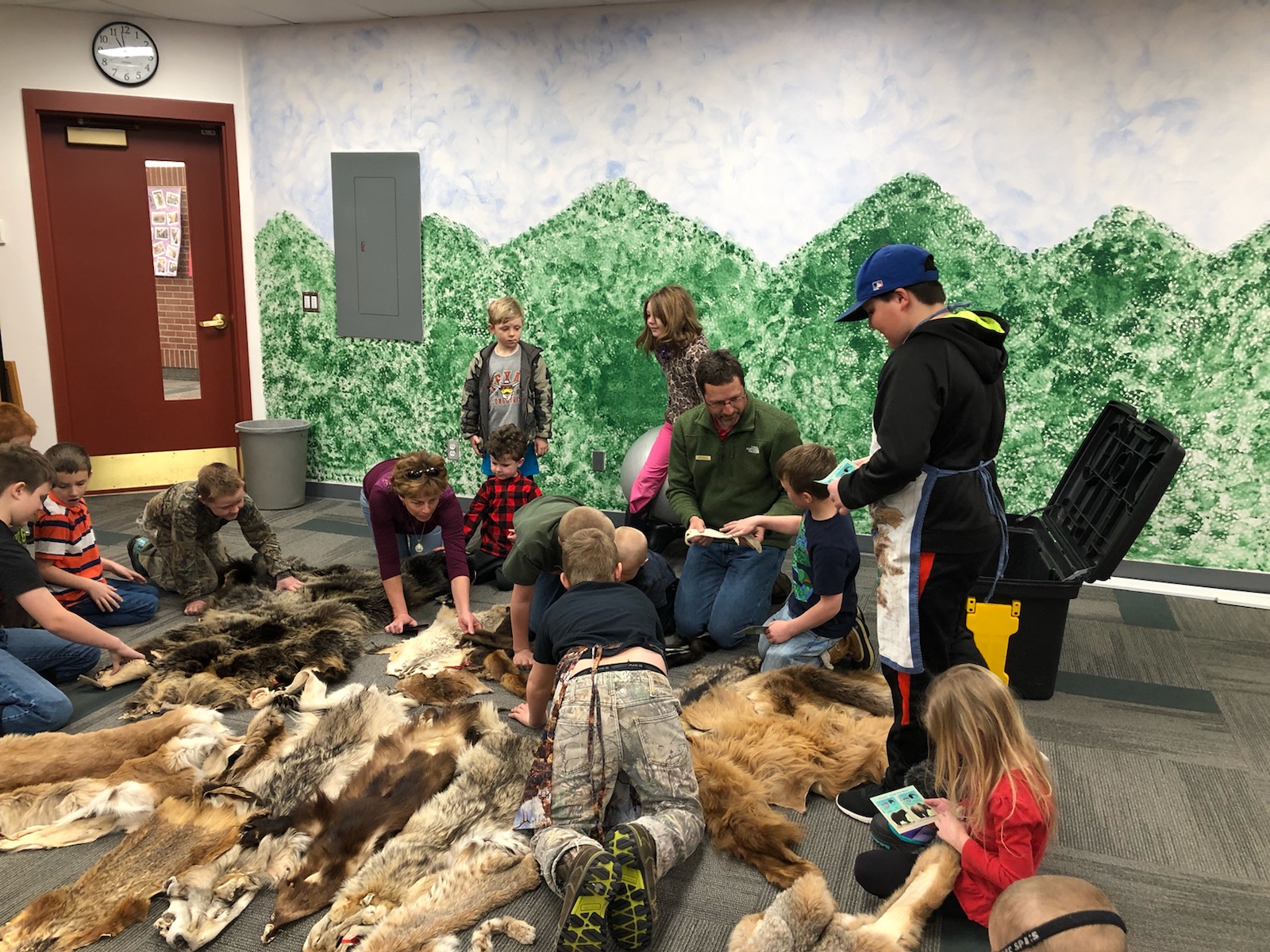 Wyoming Game and Fish Department Pinedale Youth Learn Their Furbearers