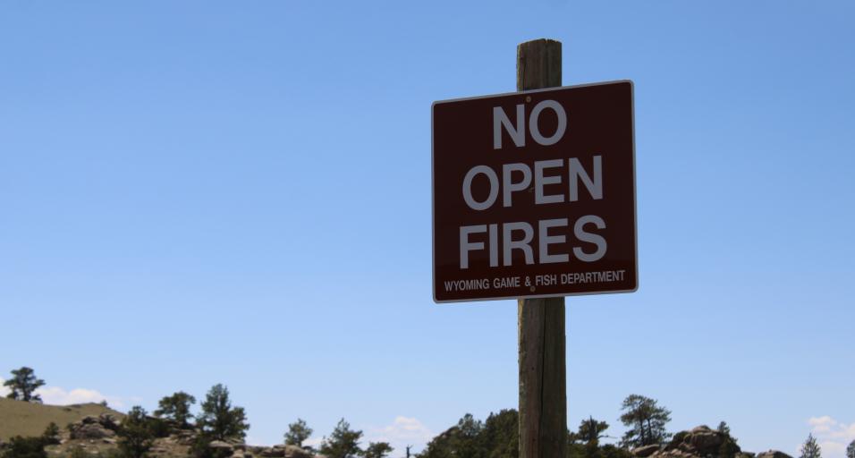 No open fires sign on Laramie Peak WHMA